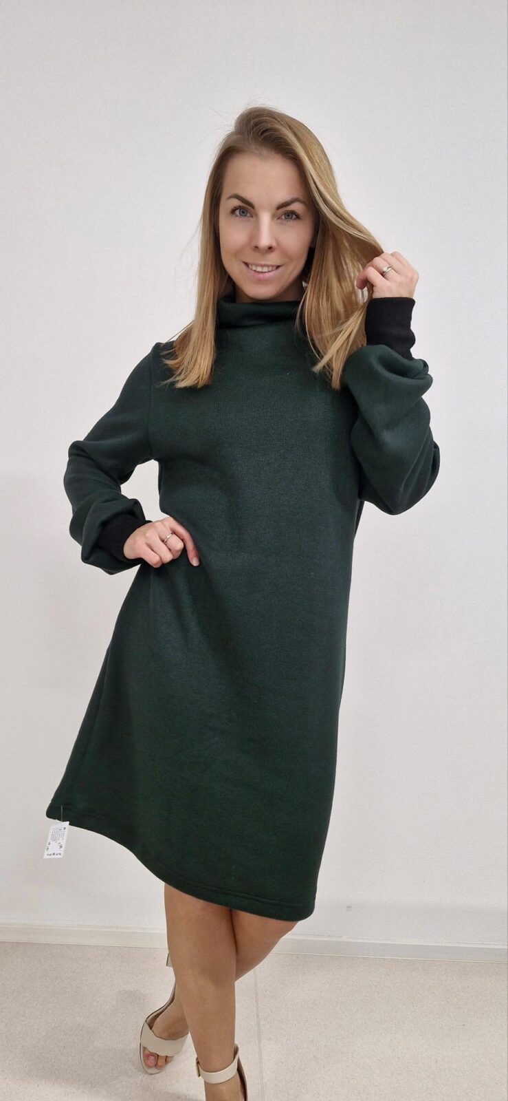 Dámské pleteninové šaty Lahvově zelené s límcem - Obrázek 2
