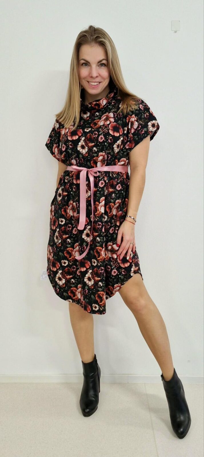 Dámské šaty áčkové Čajová růže - Obrázek 3